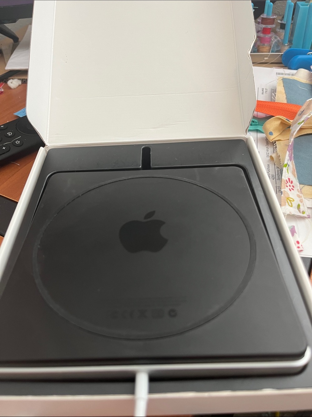Apple USB SuperDrive MD564ZM/A A1379 External CD DVD Drive w/ Box